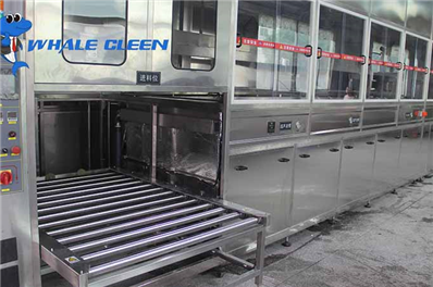 Automatic ultrasonic cleaning machine for hardware